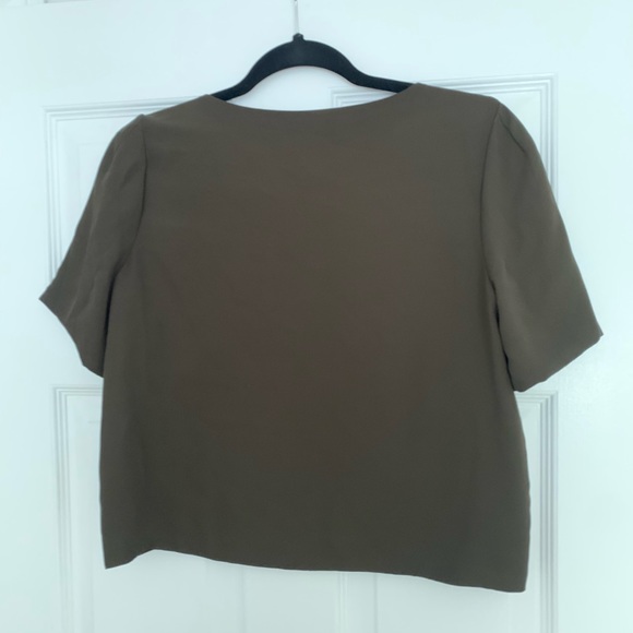 Women’s Aritzia Babaton Artifact/ Dark Brown Cropped Dress T shirt - Picture 2 of 2